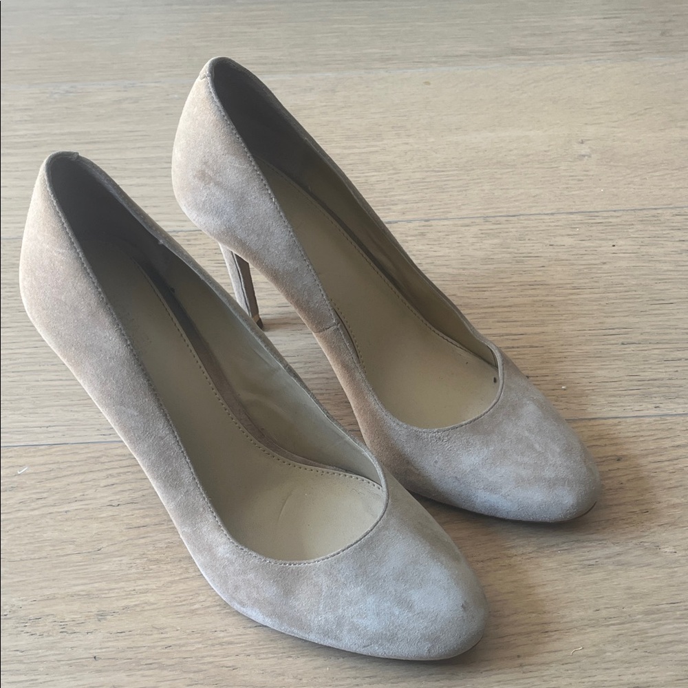 MICHAEL Michael Kors Taupe Suede Pointed Pumps